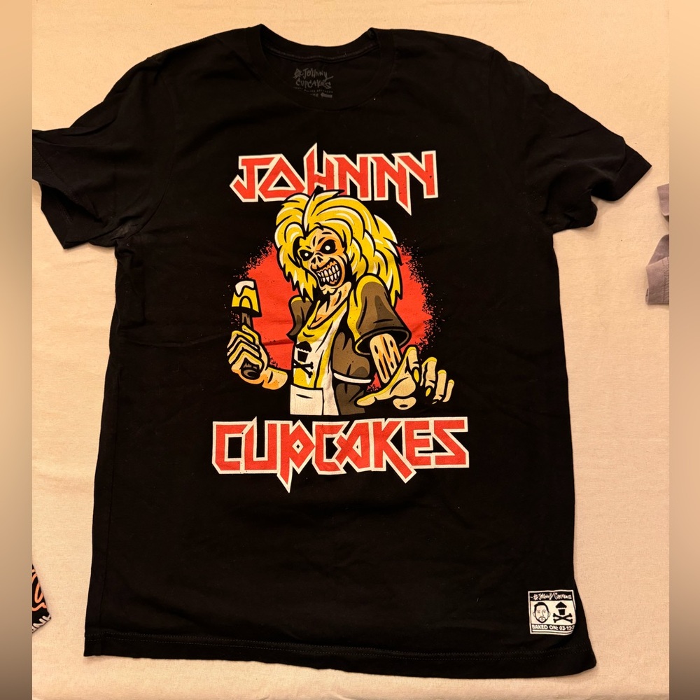 Johnny Cupcakes Iron Maiden Men’s Large Shirt